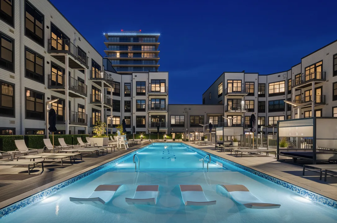 surfhouse pool
