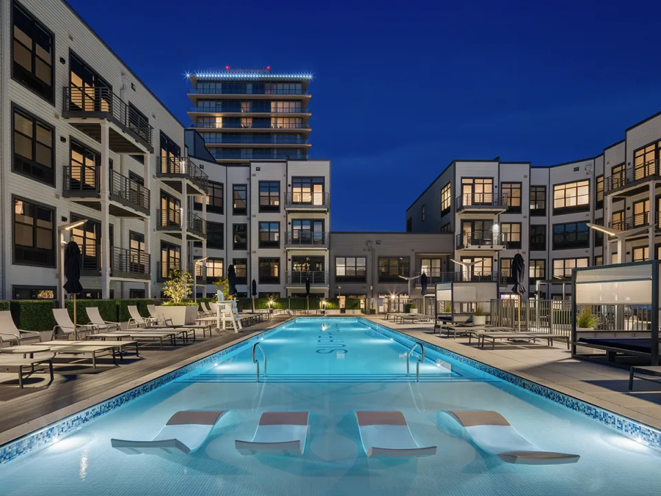 surfhouse pool