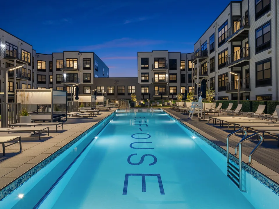 surfhouse pool